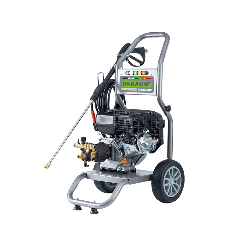 Lavadora a presión de gasolina DCAA-19/11JB 2800PSI